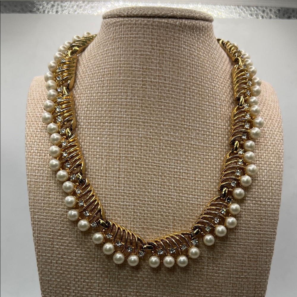 Vintage Trifari  Gold , crystal and Pearl Necklace
